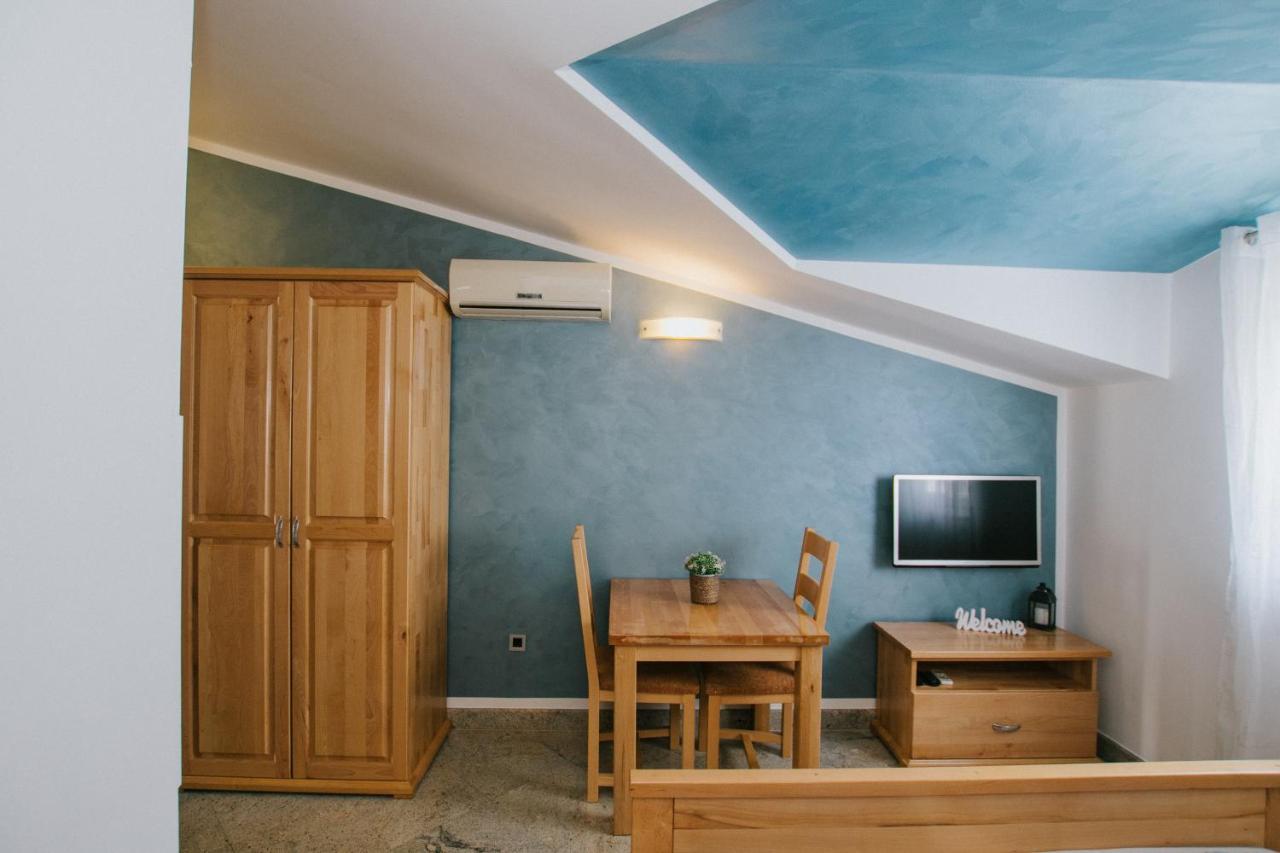דירות טרוגיר Blue Sea House מראה חיצוני תמונה