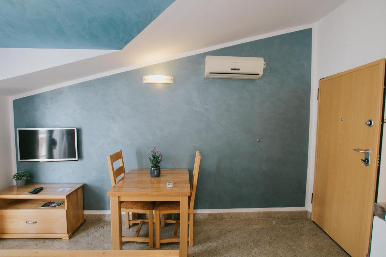 דירות טרוגיר Blue Sea House מראה חיצוני תמונה